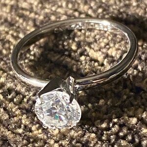 Vintage Lind Sterling Silver CZ Solitaire sz 7